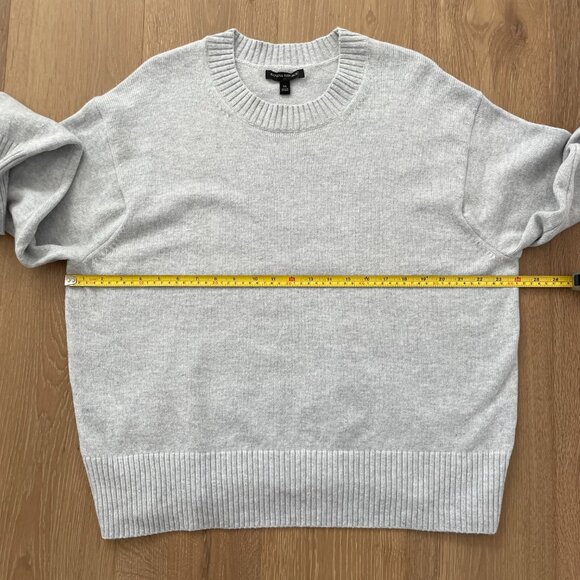 Banana Republic Sweater Women XL Light Heather Gray Coveted Crew Neck Wool Blend - Picture 8 of 10